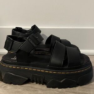 Dr. Marten Mattison Platform Sandal